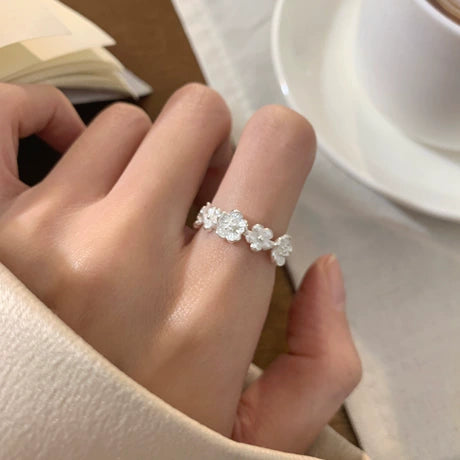 Luxury Gold Plated Ribbon Bow Pearl Ring for Women
